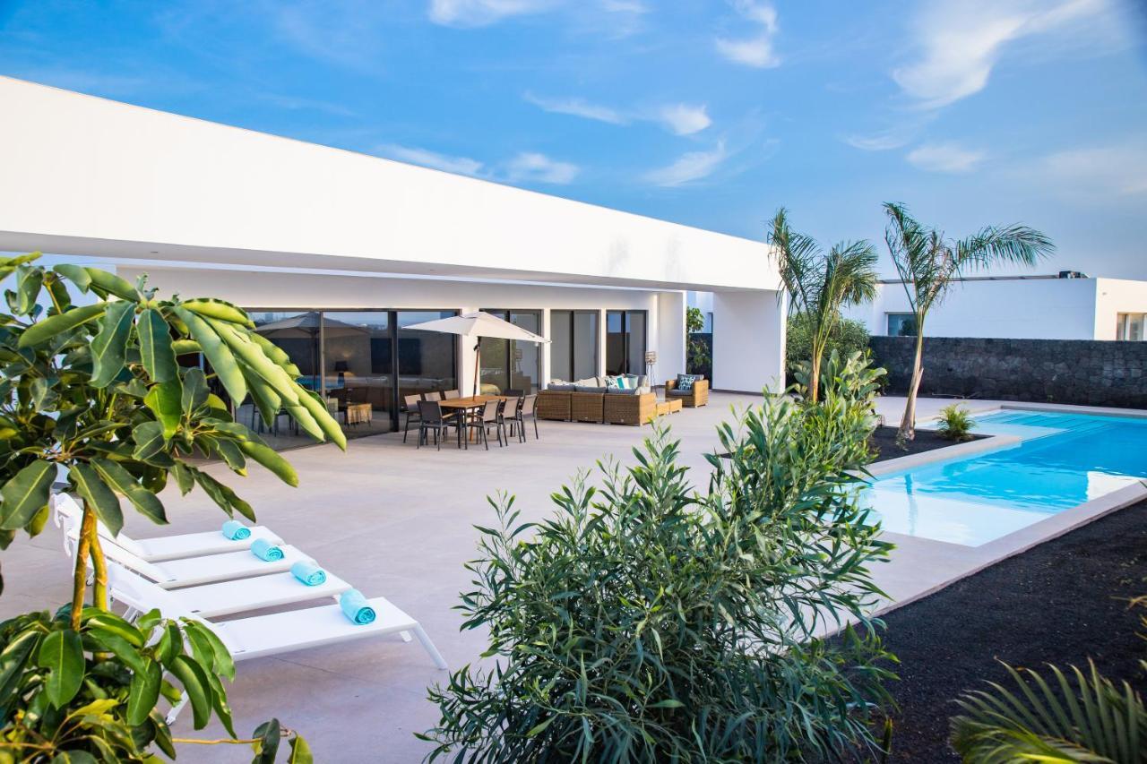 Villa Macan Teguise  Exterior photo